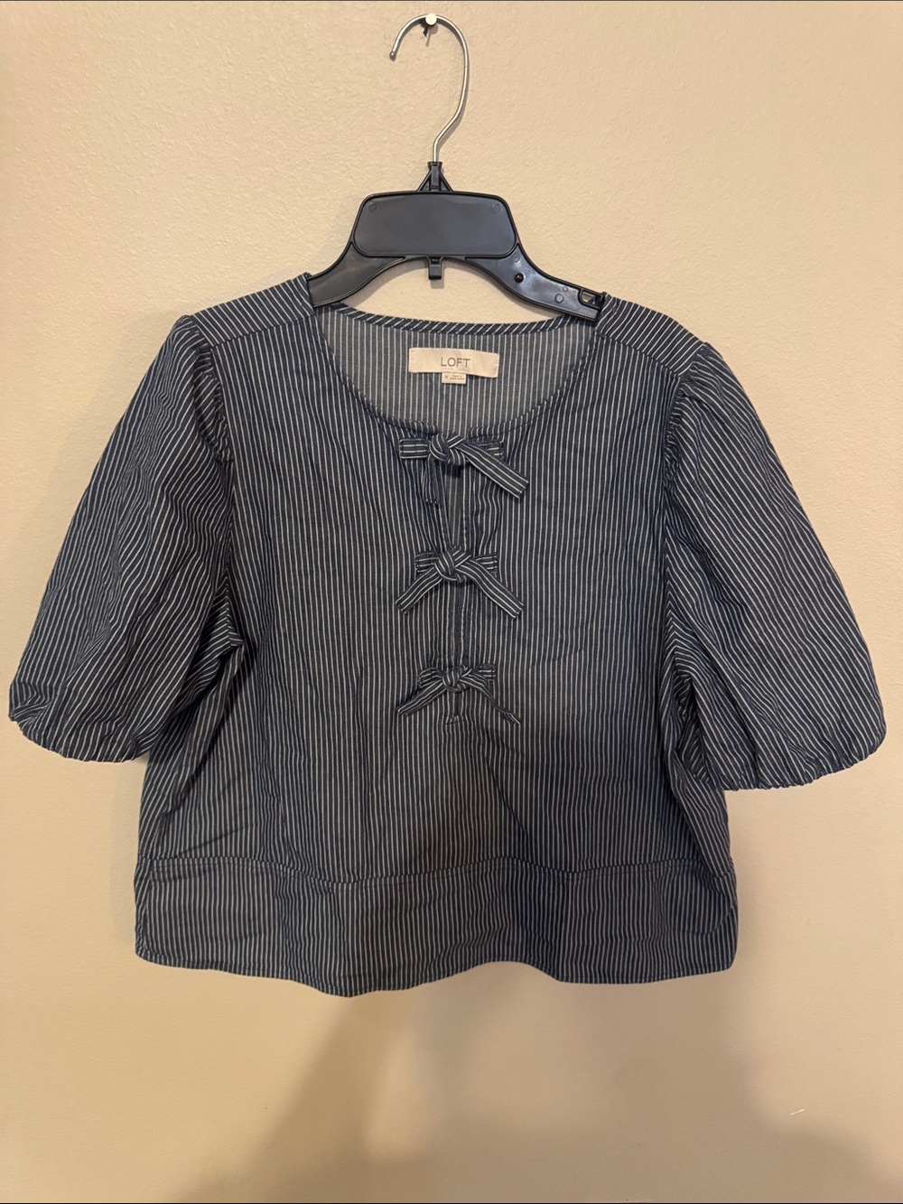 LOFT Navy and White Pinstripe Tie-Front Puff Sleeve Blouse